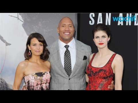 VIDEO : Alexandra Daddario Joins The Rock In Baywatch