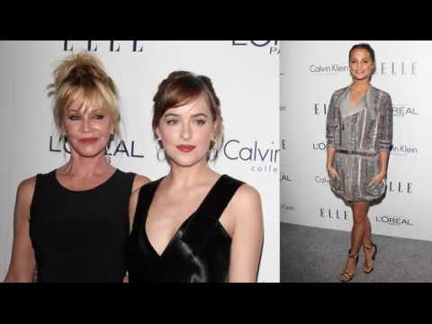 VIDEO : Dakota Johnson And Others At Elle Awards