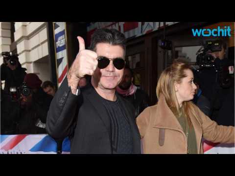 VIDEO : Simon Cowell Is Replacing Howard Stern
