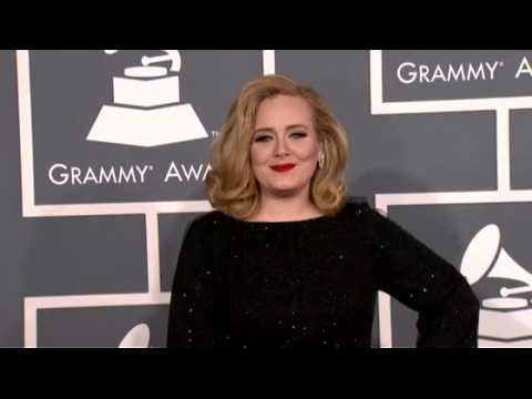 VIDEO : Adele Gets Deep About 'Make-Up' Record 25'