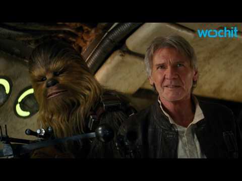 VIDEO : Harrison Ford Bonds With Chewbacca in The Force Awakens