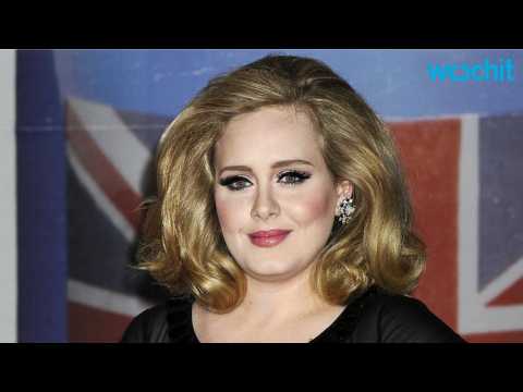 VIDEO : Adele to Go on Tour in 2016!
