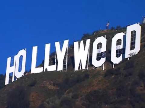 VIDEO : Public Buzz : Quand Hollywood devient Hollyweed pour fter la lgalisation du cannabis !