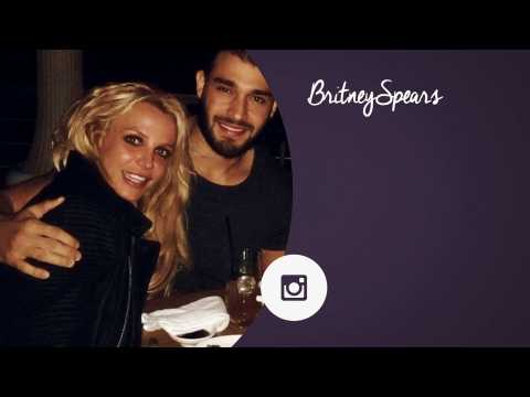 VIDEO : Britney Spears goes public with new boyfriend to start 2017