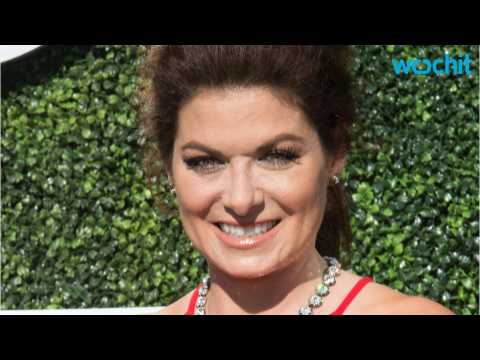 VIDEO : Sorry, But Will & Grace's Revival Isn't a Done Deal Yet, Debra Messing Says