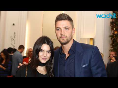 VIDEO : Kendall Jenner Bumped Into Her Ex Chandler Parsons At The Bentley Dealership