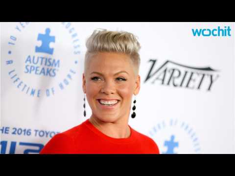 VIDEO : Pink Shares How Daughter Willow Is Taking To New Baby Brother