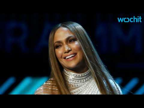 VIDEO : Jennifer Lopez Looks Moody in New 'Shades of Blue' Cast Photos