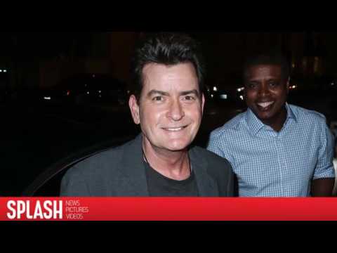 VIDEO : Charlie Sheen dit que ses diatribes de 2011 ont t causes par une crme  la testostrone