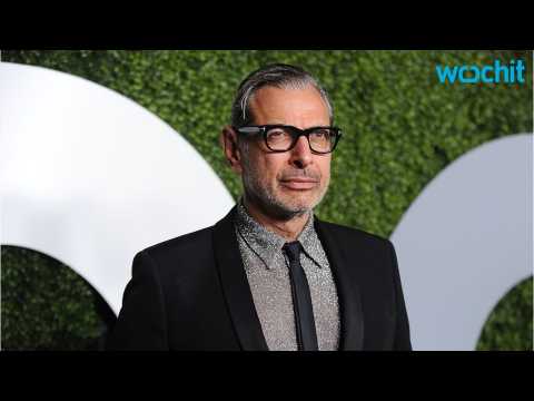 VIDEO : Jeff Goldblum Shares How He Stays So Young