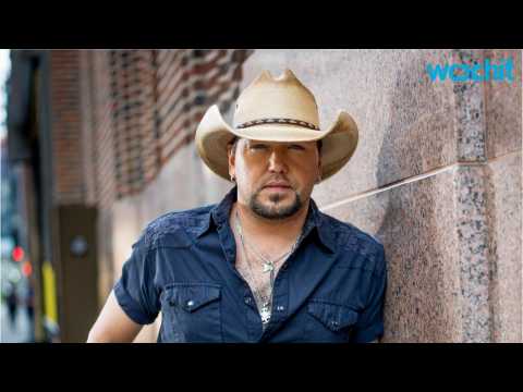 VIDEO : Jason Aldean Is Going On Tour
