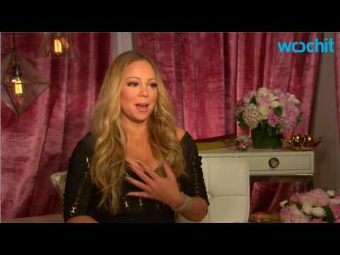 VIDEO : Mariah Carey Gave Moment Of Silence For Prince At Concert