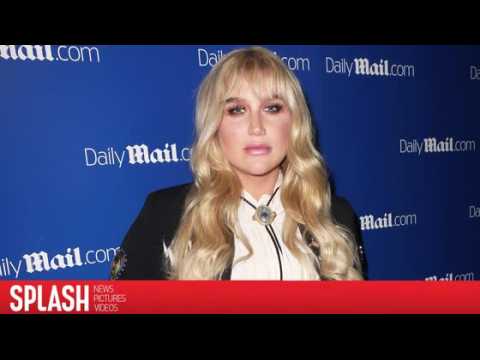 VIDEO : Kesha crit une lettre mouvante  ses fans