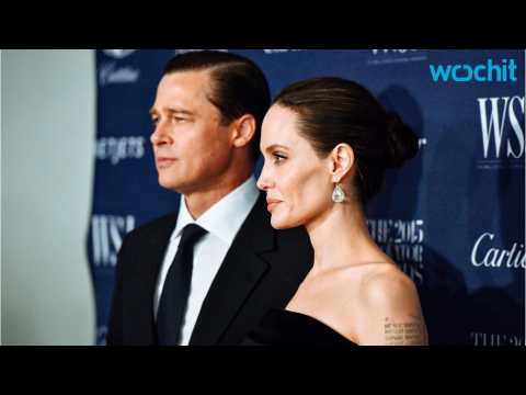 VIDEO : Angelina Jolie Having Meltdowns Over Brad Pitt