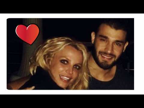 VIDEO : Britney Spears partage une photo très sexy de son petit ami...