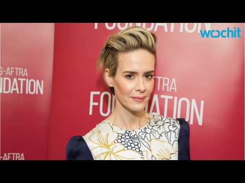 VIDEO : ?Ocean?s 8? Star Sarah Paulson Talks All-Female Reboot