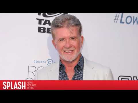 VIDEO : Robin Thicke et d'autres stars rendent hommage  Alan Thicke