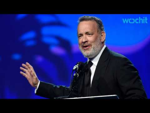 VIDEO : Palm Springs Film Festival Gala's Friendliest Star:Tom Hanks