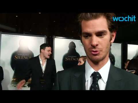 VIDEO : Andrew Garfield Praises Scosese At 'Silence' Premiere