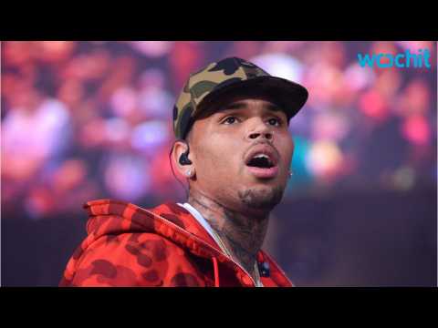VIDEO : Fight Of The Century: Chris Brown Vs. Soulja Boy