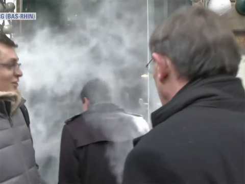 VIDEO : Manuel Valls : Enfarin en pleine rue  Strasbourg