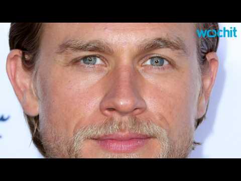 VIDEO : Charlie Hunnam Slashes The Amazon In ?Lost City Of Z? Trailer