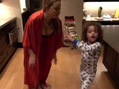 VIDEO : Mariah Carey : Cette vido o son fils se dhanche sur un de ses tubes va vous faire fondre