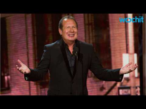 VIDEO : Garry Shandling's Autopsy: Comedian Died From Blood Clot