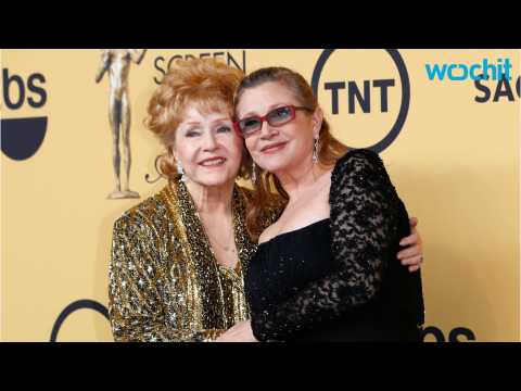 VIDEO : Carrie Fisher's Mother Debbie Reynolds Rushed to Hospital