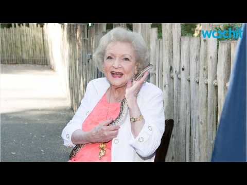 VIDEO : Kickstarter To Protect Betty White From 2016 Has Gone Viral