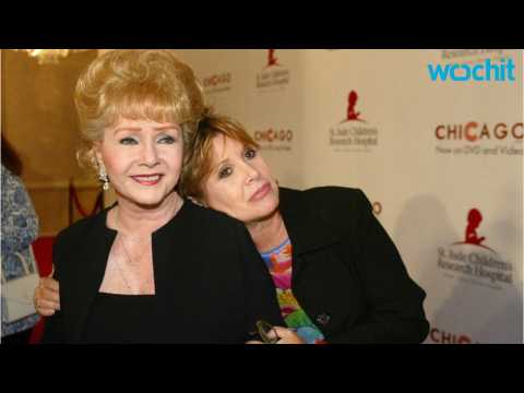 VIDEO : Debbie Reynolds Dies One Day After Daughter Carrie Fisher