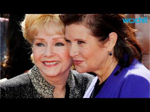 VIDEO : Carrie Fisher And Debbie Reynolds Remembered At Golden Globes