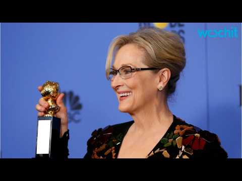 VIDEO : Meryl Streep's Political Speech Galvanizes U.S.