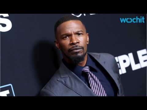 VIDEO : Jamie Foxx Sets Record Straight On Brawl Rumors