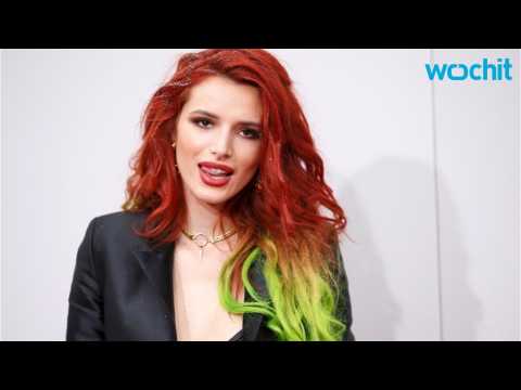 VIDEO : Bella Thorne Goes Green With Latest Hairdo