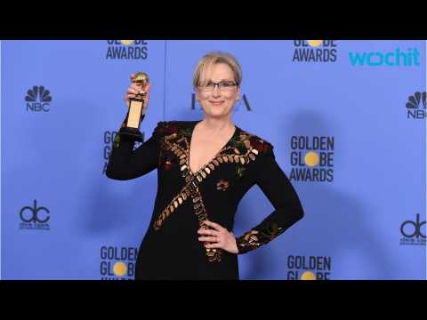 VIDEO : Meryl Streep Rips Trump While Accepting Award