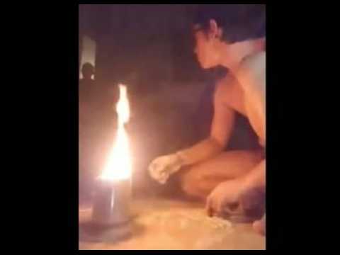 VIDEO : Il met le feu dans sa chambre, sa mre arrive...