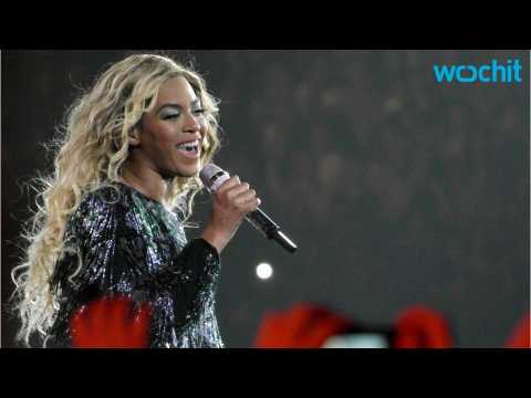 VIDEO : Beyonce Puts On A Show At Company Holiday Party