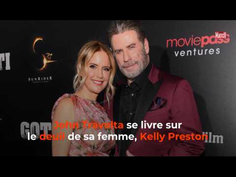 VIDEO : John Travolta se livre sur le deuil de sa femme, Kelly Preston