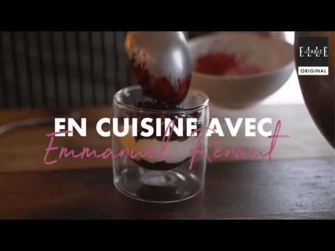 VIDEO : En cuisine avec - Emmanuel Renaut et son tiramisu aux myrtilles