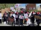 Les sages-femmes manifestent devant l'Agence régionale de santé à Châlons