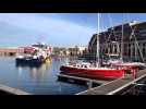 Dunkerque : Arrivée de la bouée sirène au bassin de la Marine