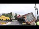 Un camion transportant 9 000 poulets se renverse sur un rond-point à Thouars (Deux-Sèvres)