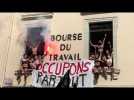 Manifestation du 1er mai à Angers et performance des occupants du Quai.