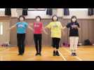 Japon : Des pom-pom girls seniors assidues à l'entrainement