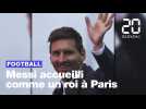 Football : Lionel Messi salue les supporters du PSG