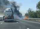 L'impressionnante vidéo de l'incendie d'un camion sur l'A9 près de Narbonne