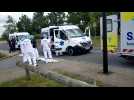 Les ambulances devant l'aéroport de Vatry