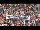Des milliers de manifestants en France pour défendre les langues régionales