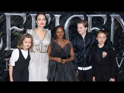 VIDEO : Comment Angelina Jolie a clbr ses 46 ans